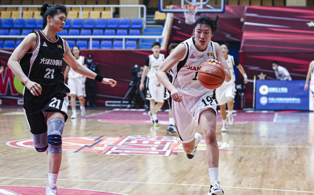  勒沃库森补时绝杀柏林联合终结对手七轮不败  