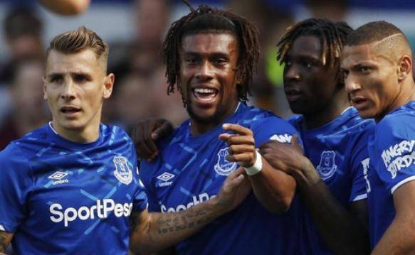  莱斯特城老将宝刀未老绝杀埃弗顿取三分