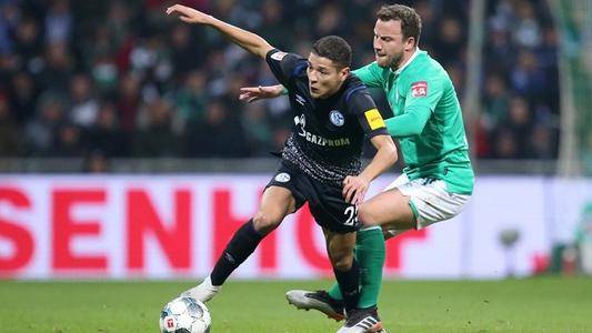  沙尔克04换帅如换刀客场战胜强敌  